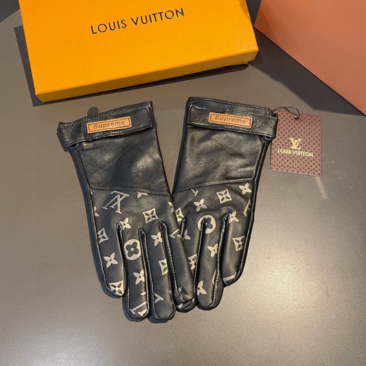 L 25 Co-branded logo printed sheepskin gloves