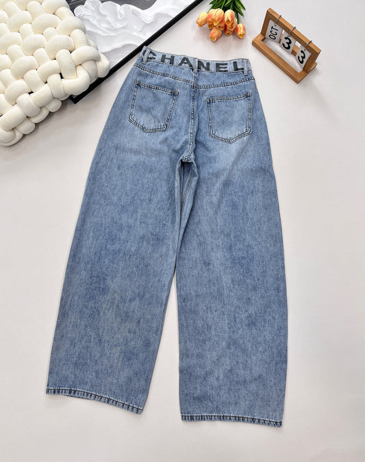 C 25 wide-leg jeans with logo at waist