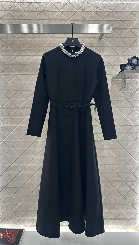 Di 25 Pearl embellished belt dress