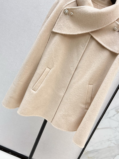 Di 25 Double-faced wool cape coat