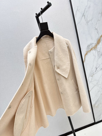 Di 25 Double-faced wool cape coat