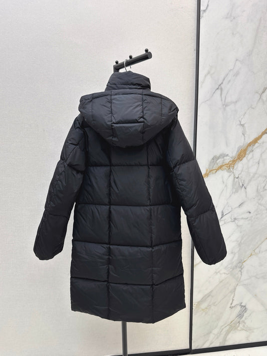 Mon 25 mid-length down jacket with hood and sleeve badge（BEIGI/BLACK）