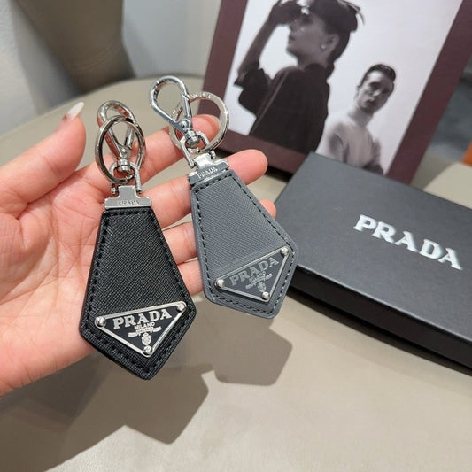 Pr 25 Key leather keychain