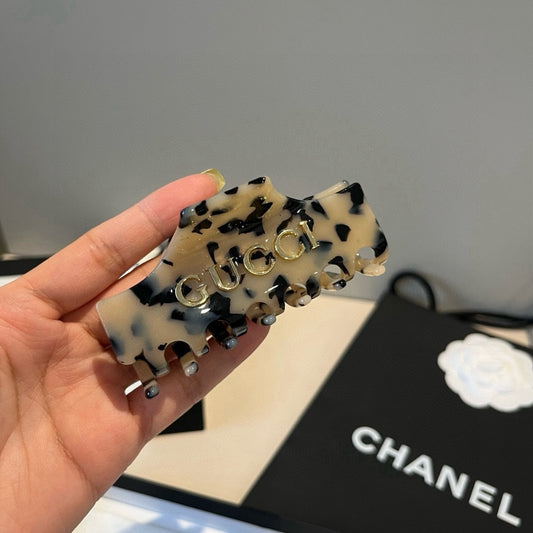 Gu 25 New hair clip