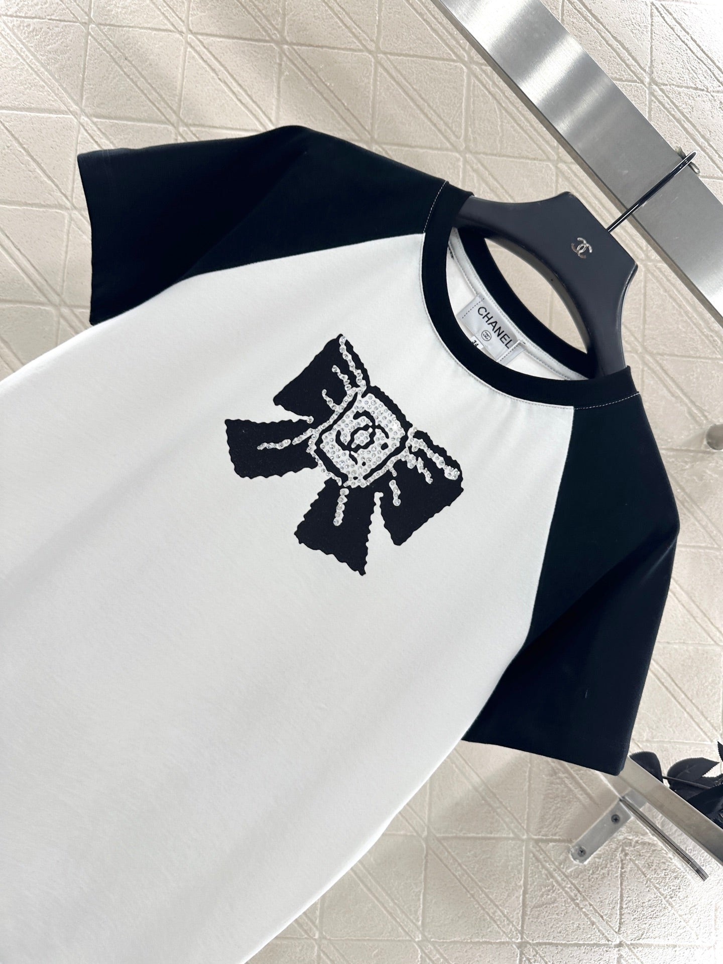 C 25 Bow logo short sleeves