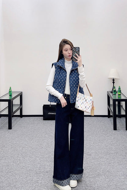 L 25 Stand collar button denim down vest