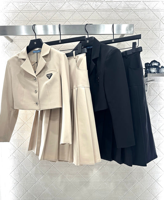 Pr 25 suit pleated skirt set