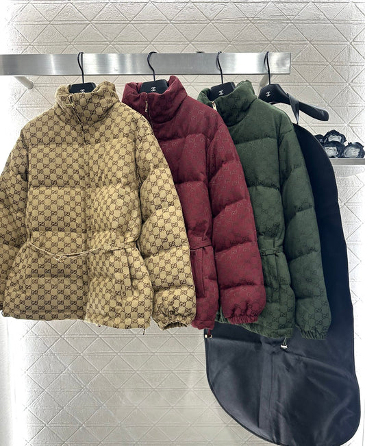 Gu 25 Jacquard belt down jacket