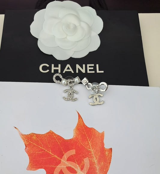 C 25 Platinum co earrings