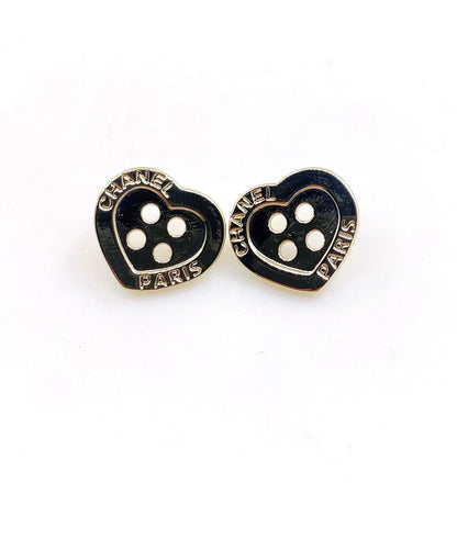 C 25 Heart button earrings