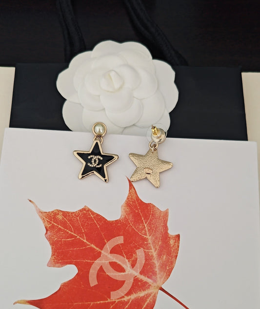 C 25 Resin five-pointed star earrings