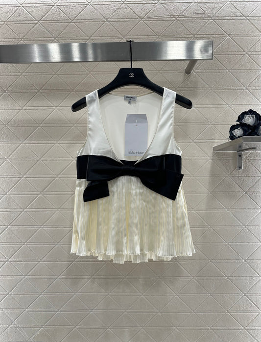 C 25 Bowknot Deep V Tank Top