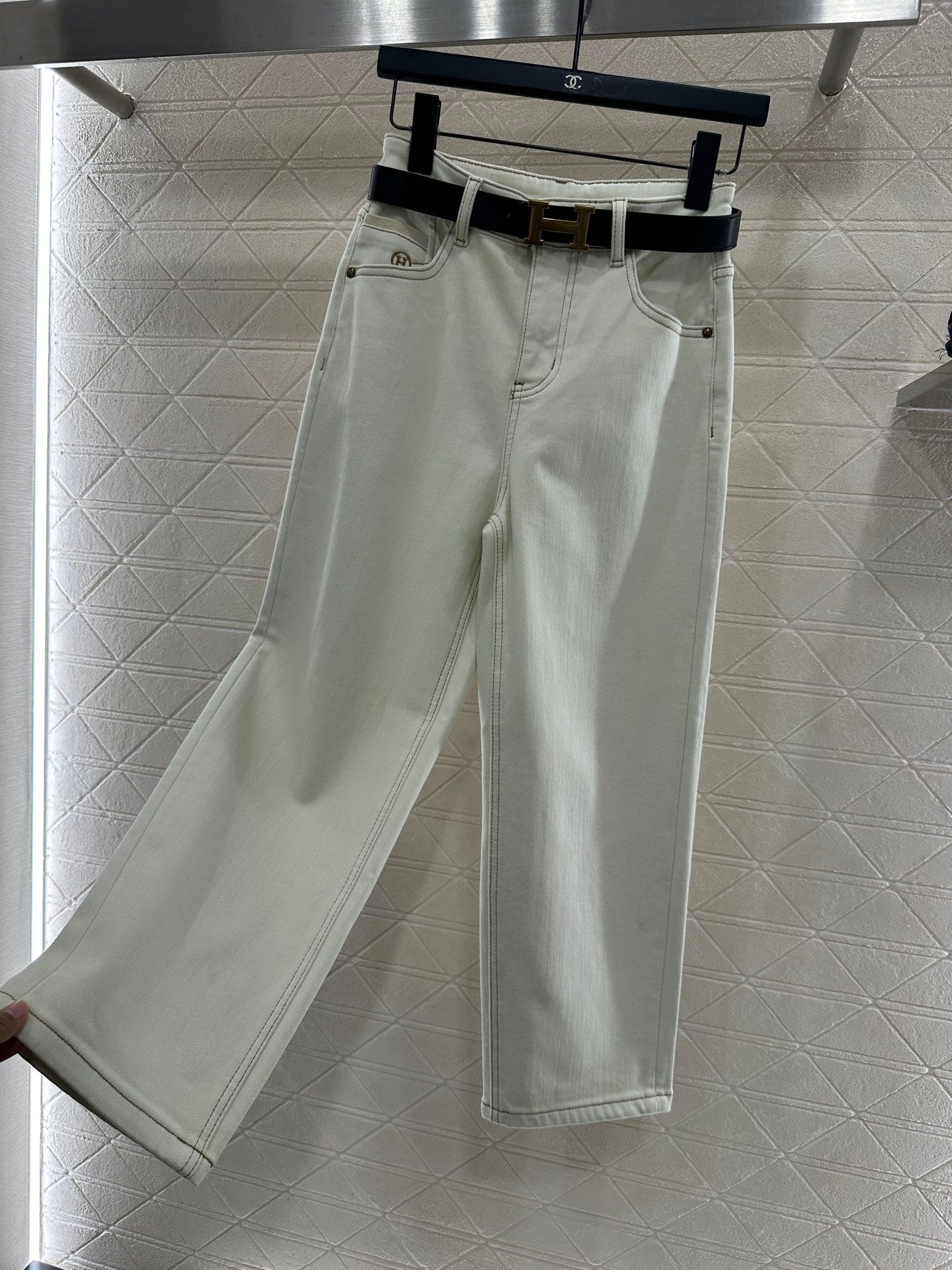 He 25 Straight-leg belted fleece jeans