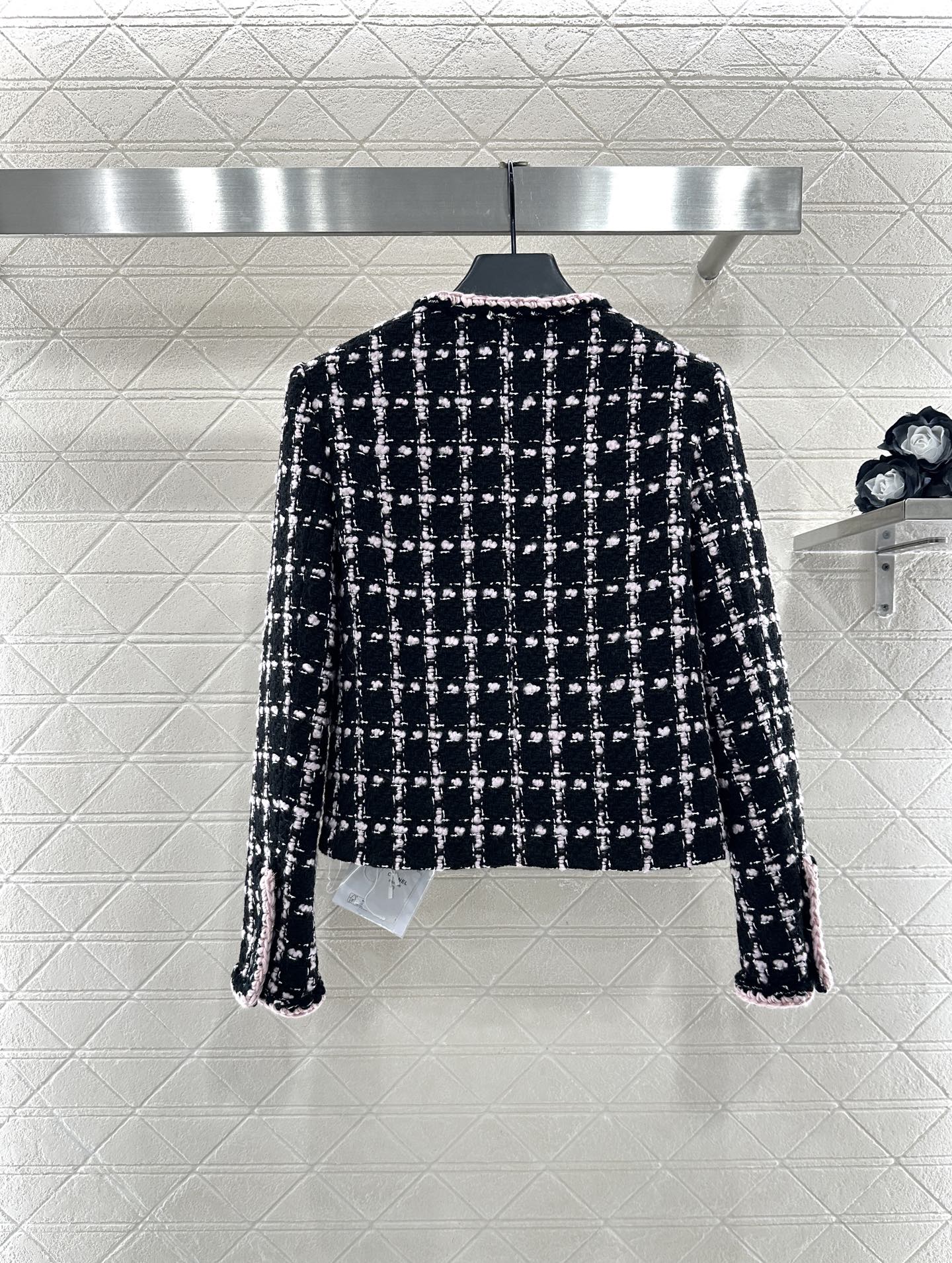 C 25 Woolen woolen jacket with binding hem