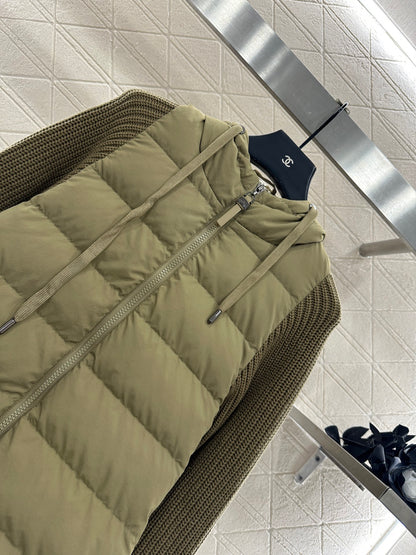 Bru 25 Knitted wool hooded down jacket