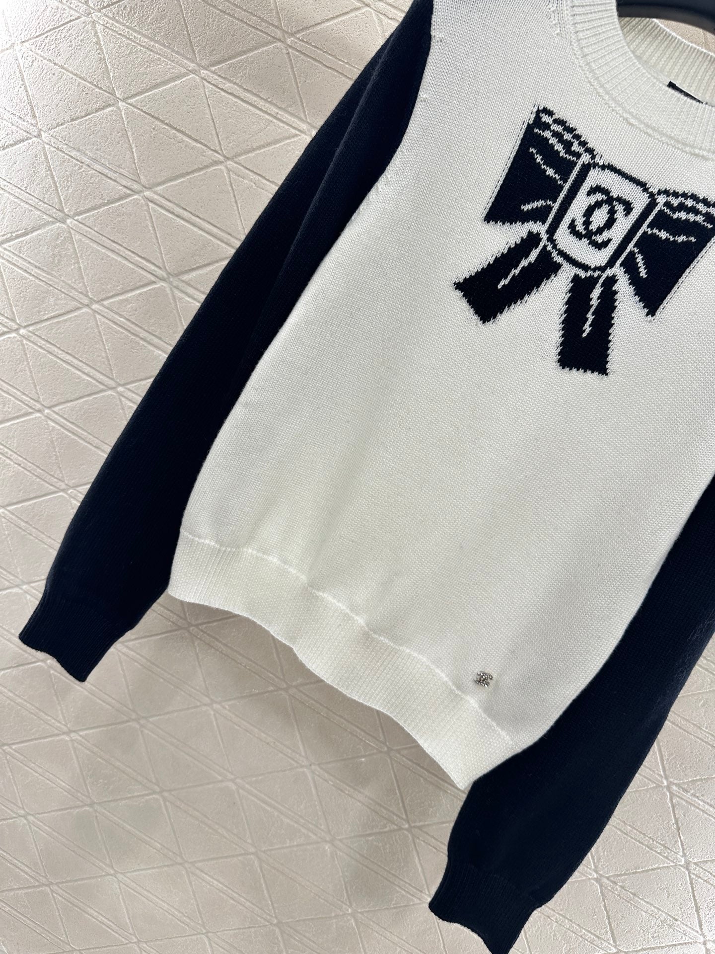 C 25 Bow logo knitted wool long sleeves