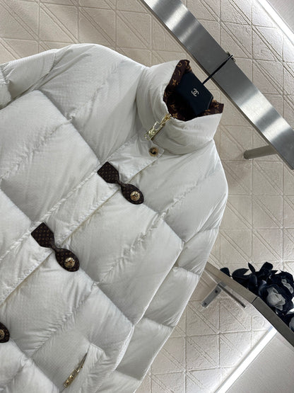 L 25 Stand collar leather button mid-length down jacket(WHITE/BLACK)