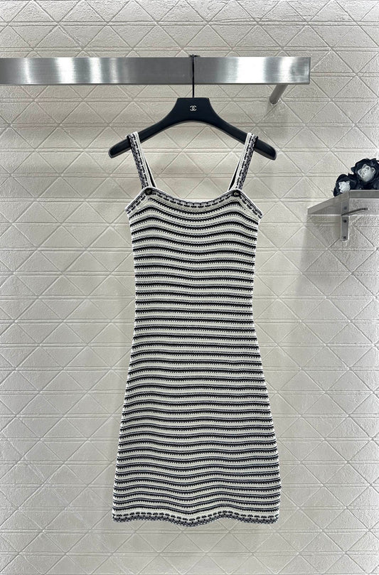 Di 25 knitted suspender skirt