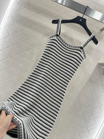 Di 25 knitted suspender skirt