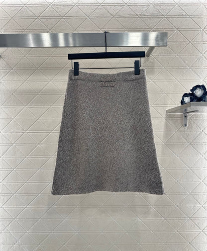Mi 25 Wool knitted skirt
