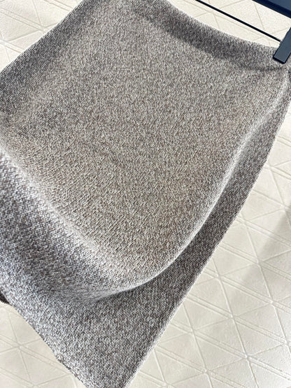Mi 25 Wool knitted skirt