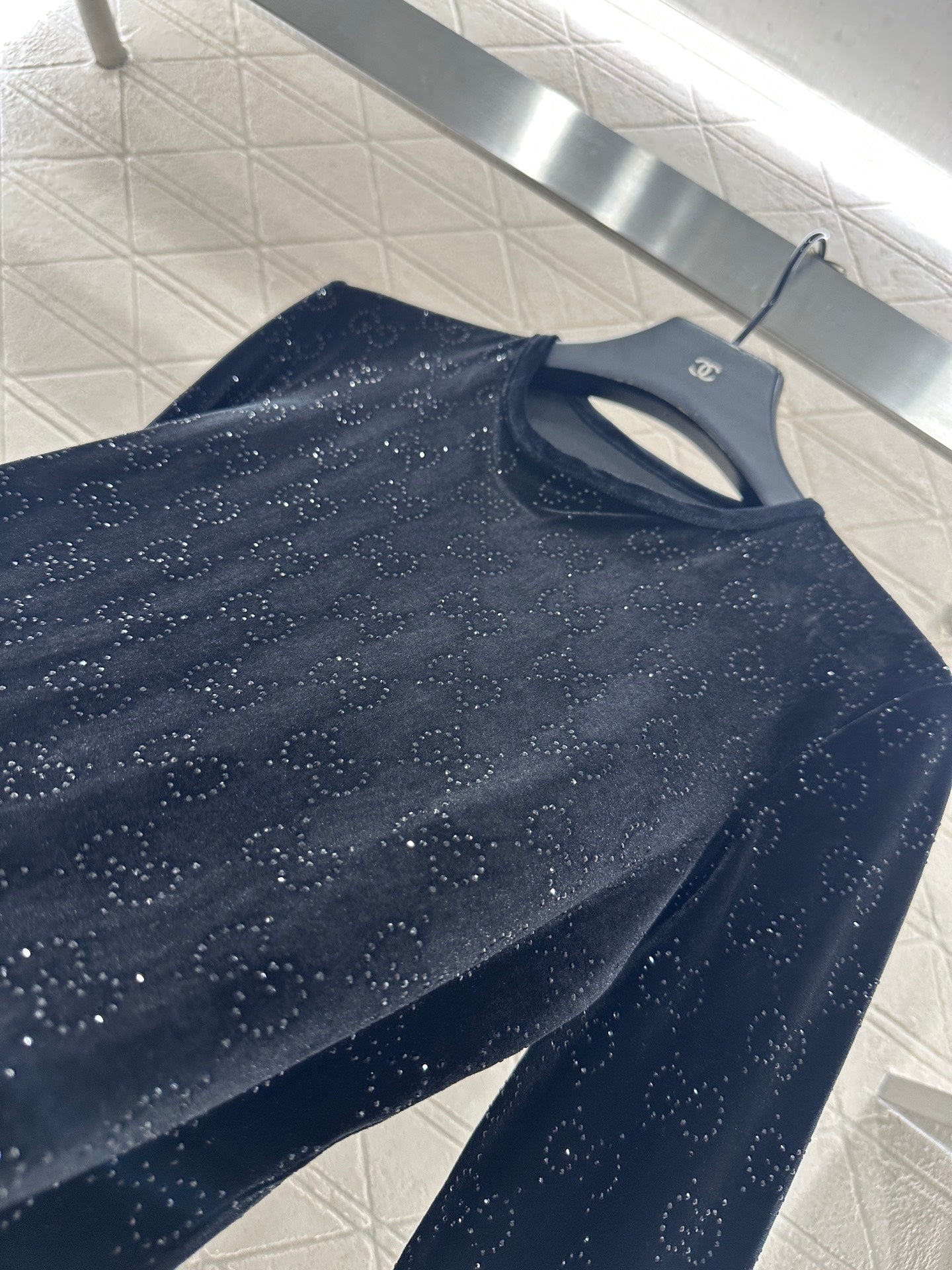 Gu 25 Velvet rhinestone dress