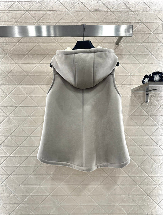 Lo 25 Hooded zip-up vest
