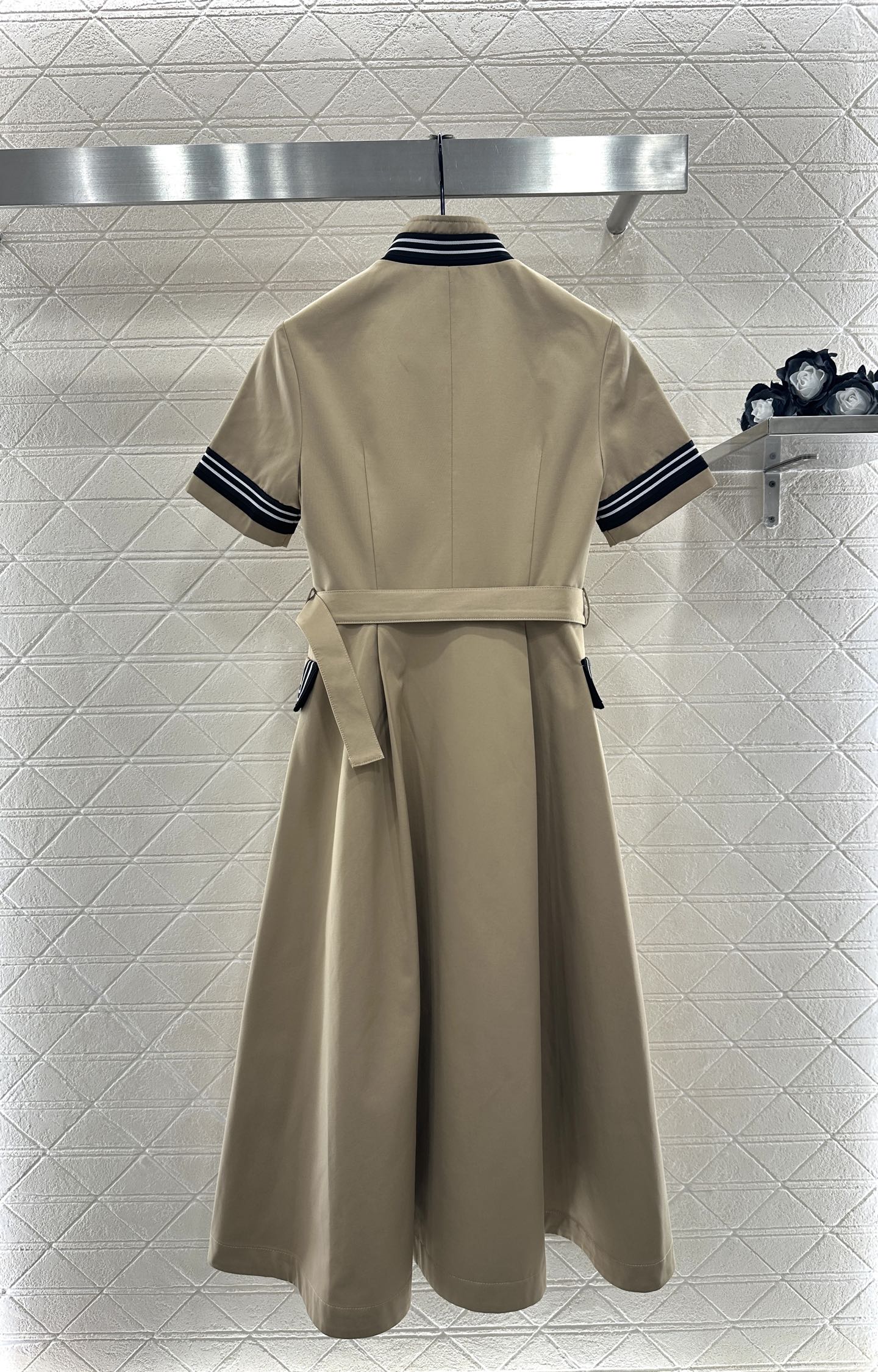 Di 25 Belt Short Sleeve Dress