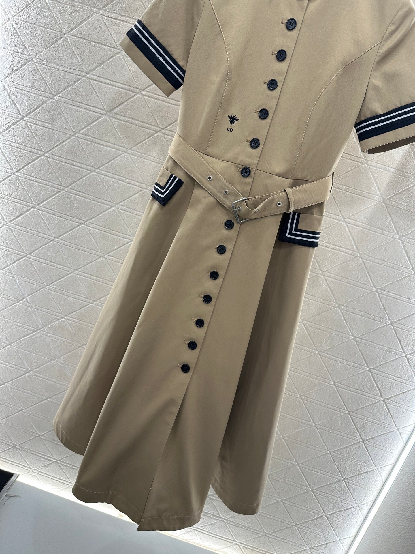 Di 25 Belt Short Sleeve Dress