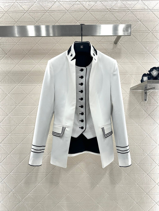Di 25 Stand collar slim fit fake two piece jacket