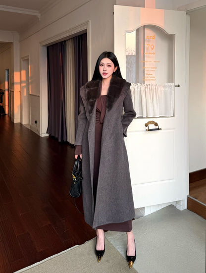 Lor 25 Fake two-piece mink and camel hair long coat