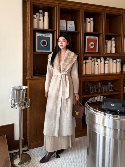 Lor 25 Fake two-piece mink and camel hair long coat