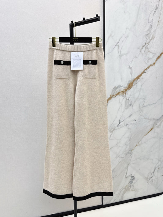 C 25 Cashmere trousers