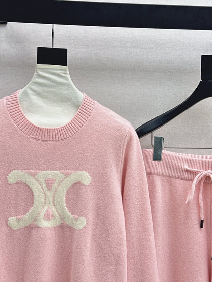 Ce 25 New round neck sweater + elastic waist straight pants