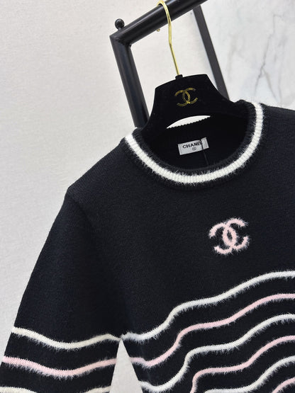 C 25 New Striped Wool Sweater(WHITE/BLACK)