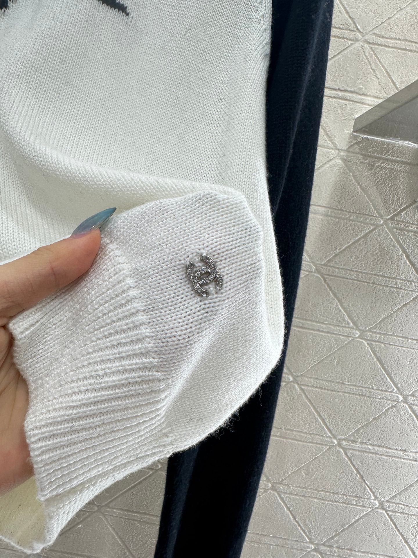 C 25 Ski Collection Deer Jacquard Knit Sweater