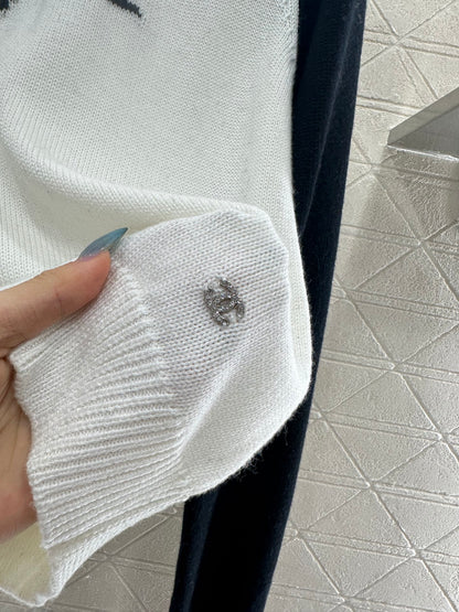 C 25 Ski Collection Deer Jacquard Knit Sweater