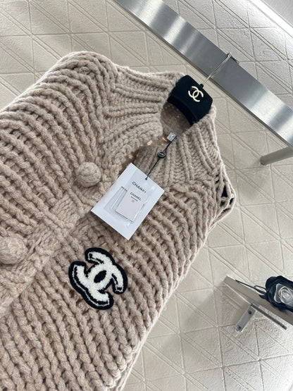 C 25 Hollow letter knitted wool cardigan