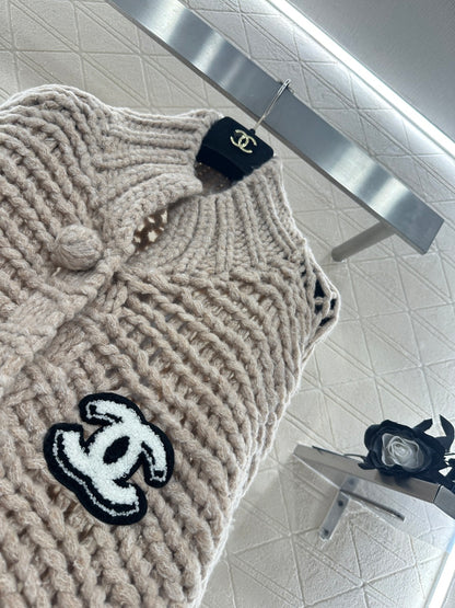 C 25 Hollow letter knitted wool cardigan