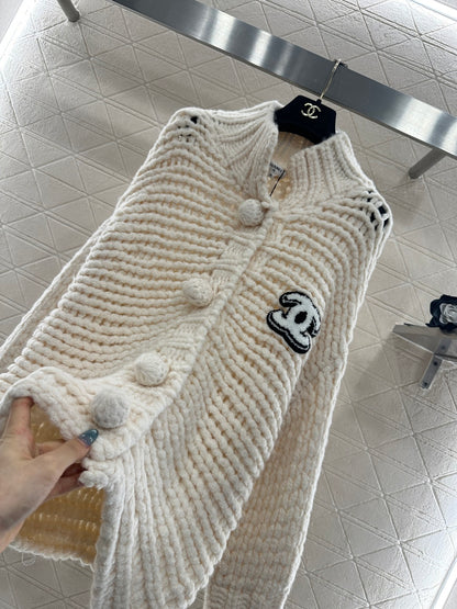 C 25 Hollow letter knitted wool cardigan