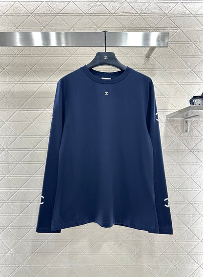 L 25 Loose-fitting logo long sleeves