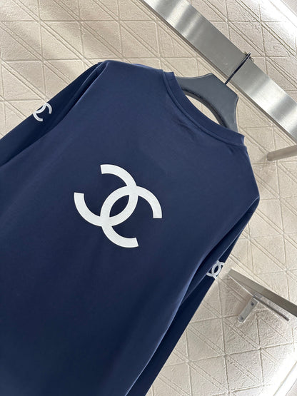 L 25 Loose-fitting logo long sleeves