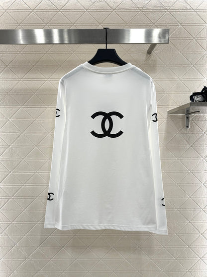 L 25 Loose-fitting logo long sleeves