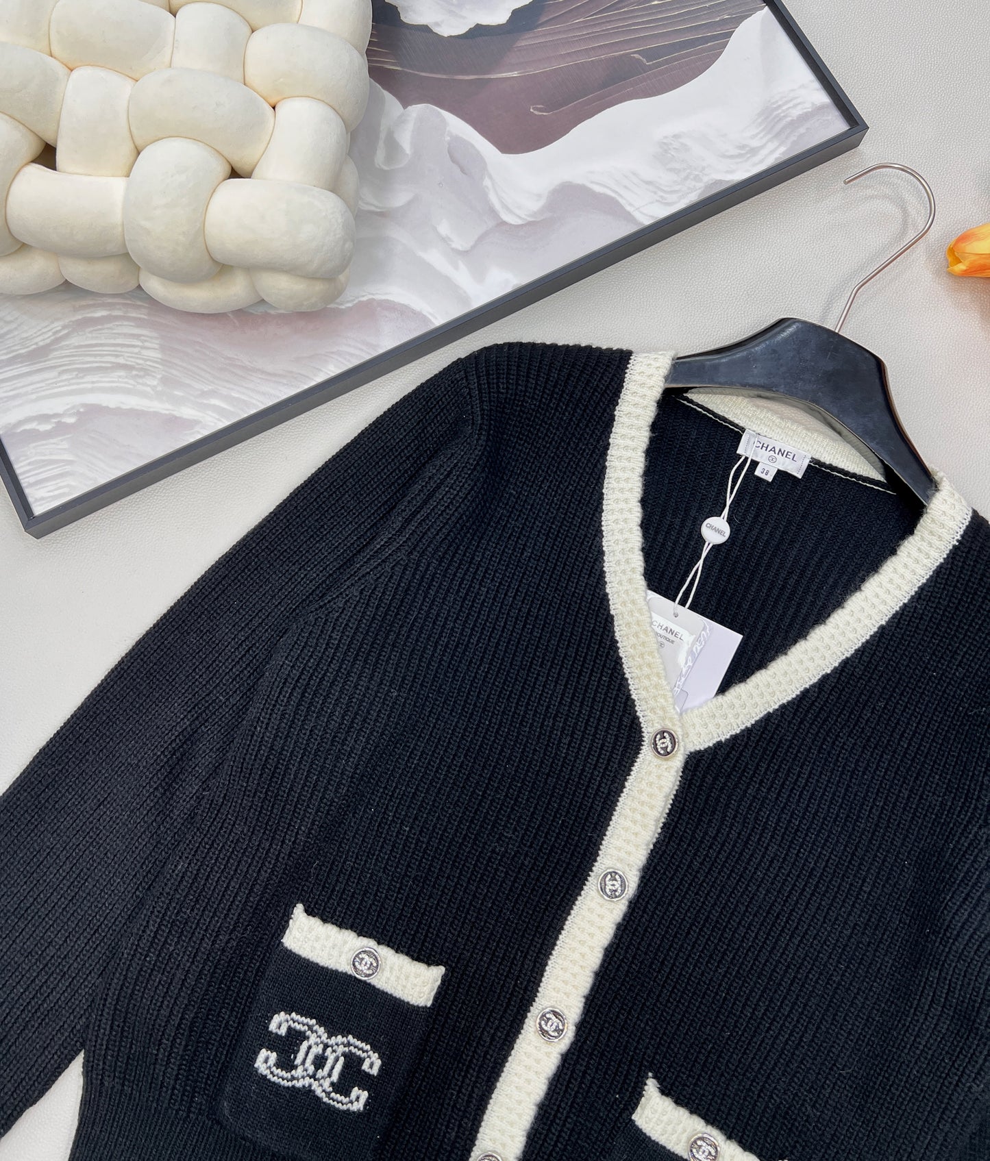 C 25 V-neck wool and cashmere cardigan