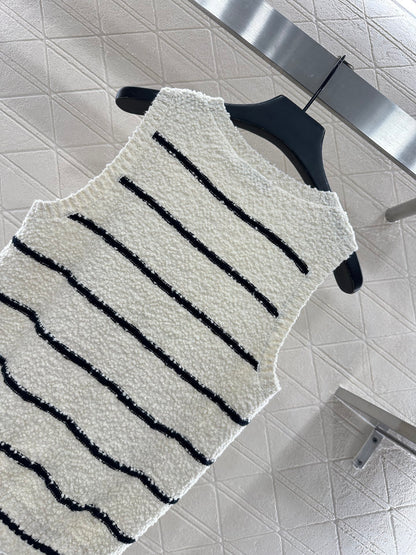 Di 25 Crew Neck Knit Cotton Wool Vest