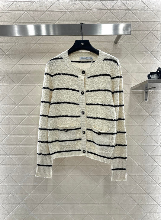 Di 25 Crew Neck Knit Cotton Wool Cardigan