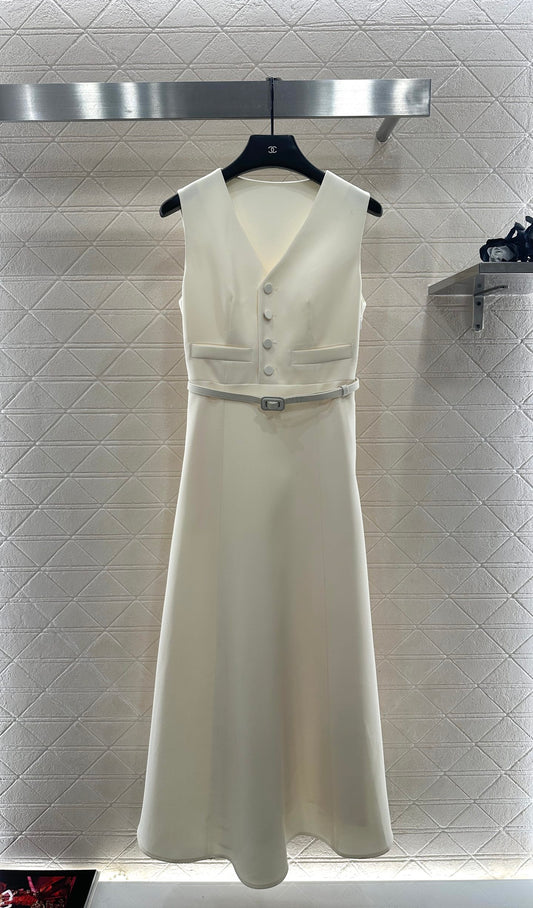 Di 25 belt dress