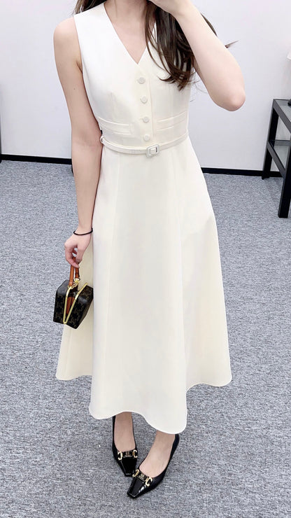 Di 25 belt dress