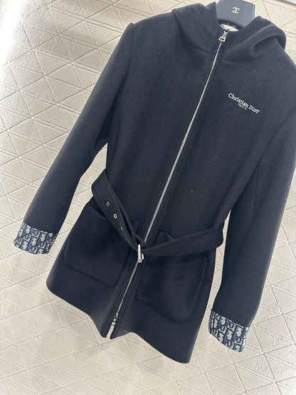 Di 25 Wool-blend jacket with drawstring hood