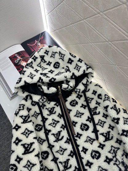 L 25 Hooded Teddy Sherpa Jacket